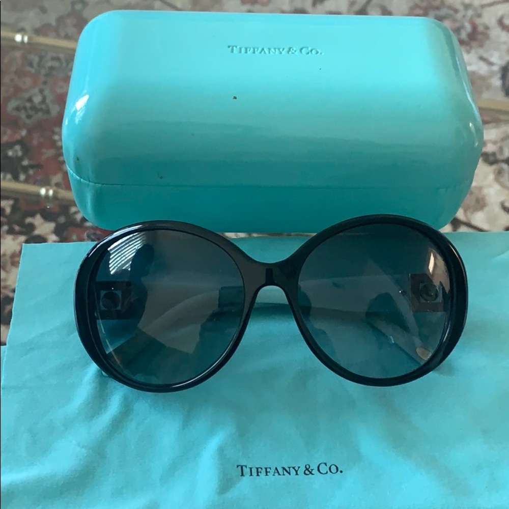 Tiffany &Co. sunglasses. Excellent condition